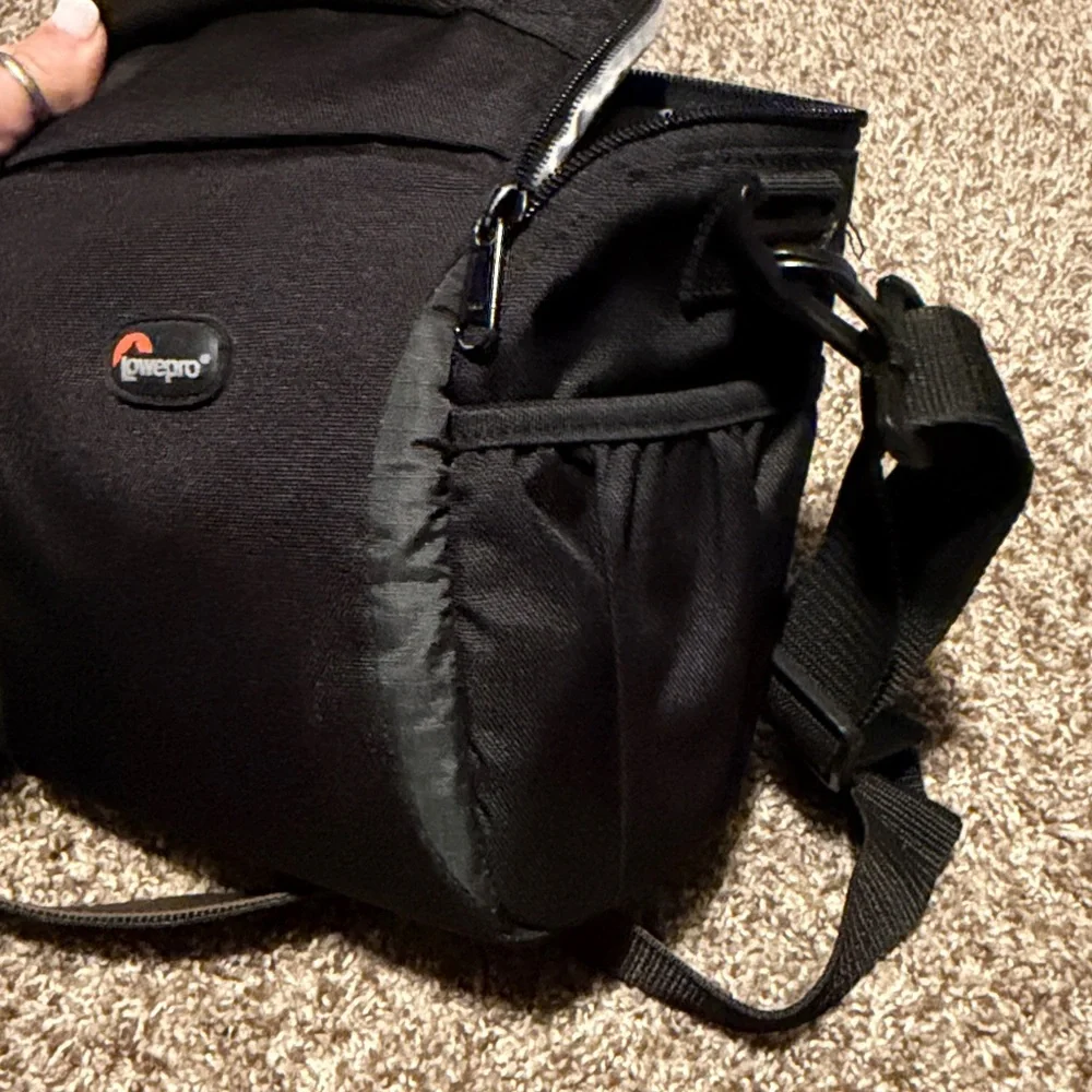 Lowepro Format 140 padded camera case w/handle & shoulder or crossbody strap